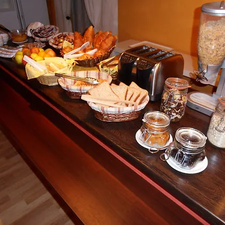 מלון Urban By Balladins 3*